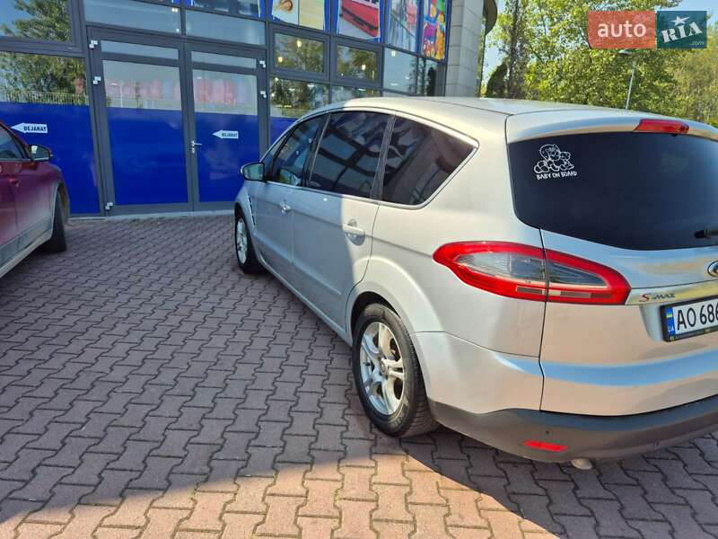 Минивэн Ford S-Max 2011 в Виноградове