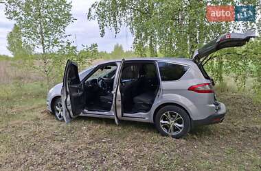 Ford S-Max 2012