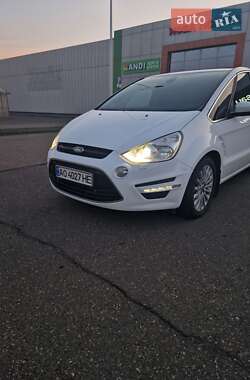 Мінівен Ford S-Max 2014 в 
