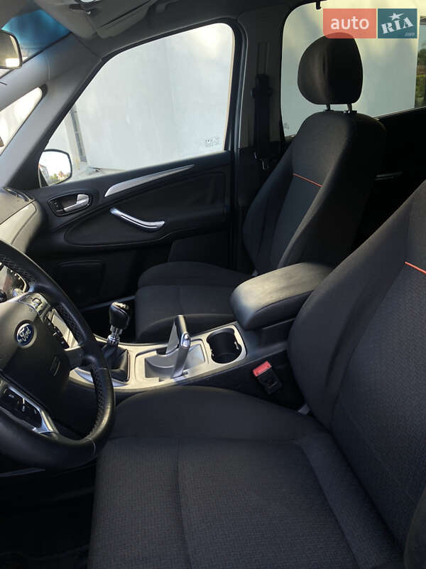 Мінівен Ford S-Max 2008 в Луцьку