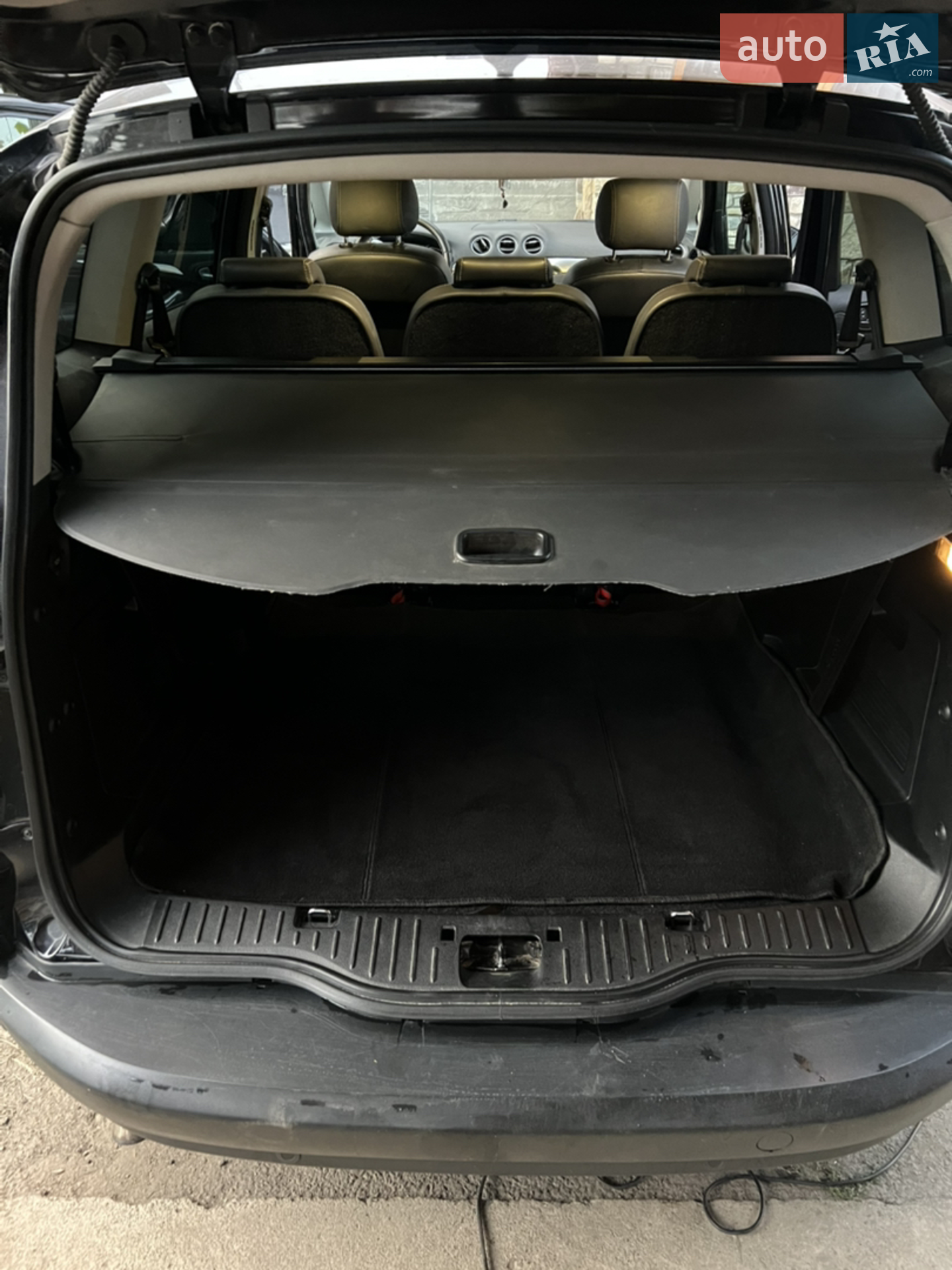 2013 Ford S-MAX - мініатюра 120
