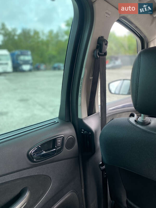 Минивэн Ford S-Max 2006 в Львове фото 37 Минивэн Ford S-Max 2006 в Львове