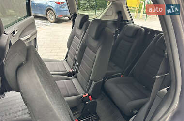 Минивэн Ford S-Max 2011 в 