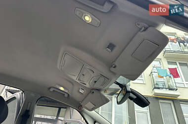 Минивэн Ford S-Max 2011 в 