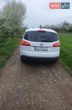 Минивэн Ford S-Max 2013 в 