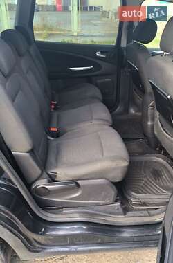 Минивэн Ford S-Max 2009 в 