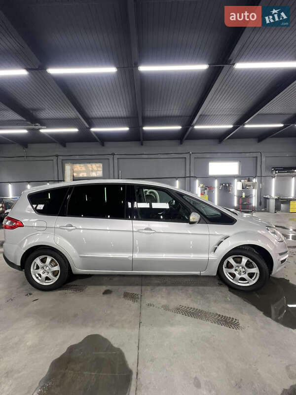 Минивэн Ford S-Max 2010 в Львове