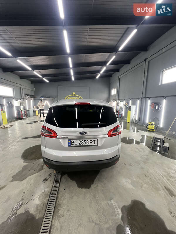 Минивэн Ford S-Max 2010 в Львове