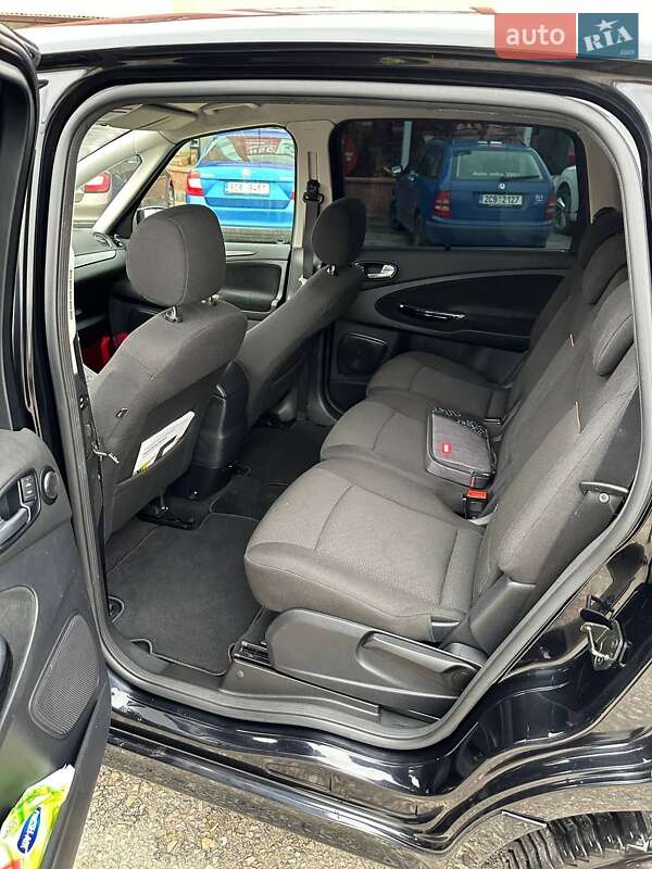 Мінівен Ford S-Max 2007 в Нововолинську