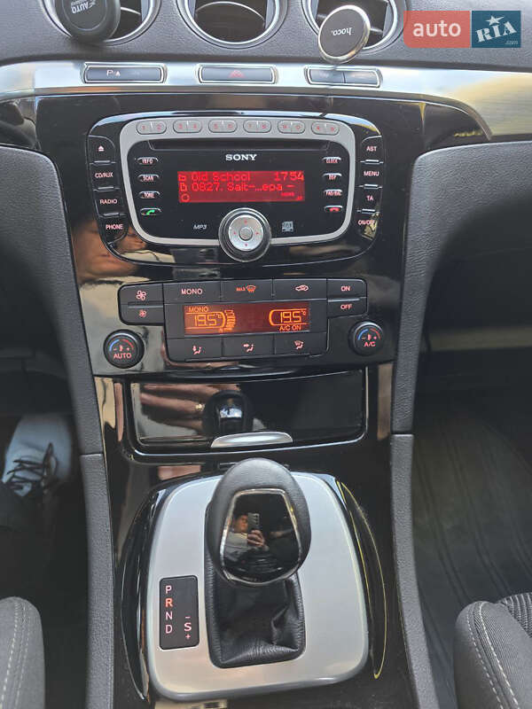 Минивэн Ford S-Max 2010 в Шепетовке