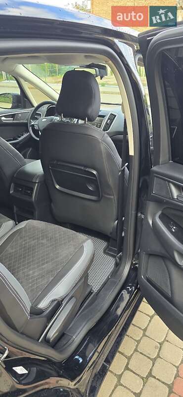 Минивэн Ford S-Max 2015 в Остроге