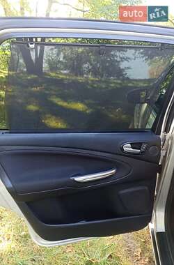Мінівен Ford S-Max 2013 в 