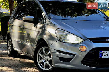 Минивэн Ford S-Max 2013 в 