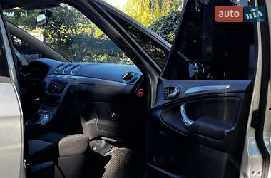 Минивэн Ford S-Max 2013 в 