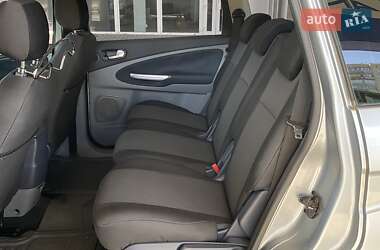 Минивэн Ford S-Max 2008 в 