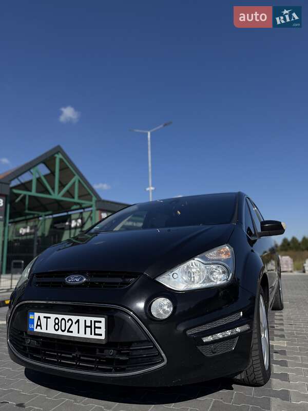Мінівен Ford S-Max 2013 в Ірпені