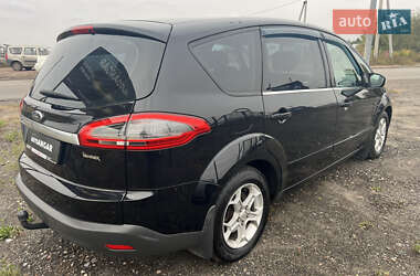 Мінівен Ford S-Max 2013 в 