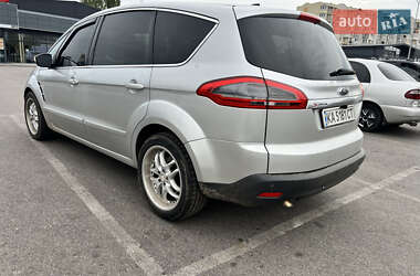 Мінівен Ford S-Max 2010 в 