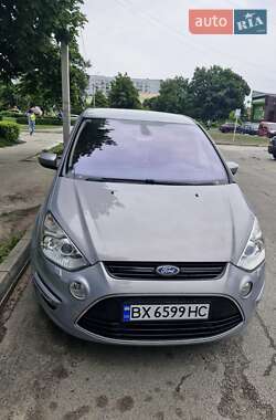 Минивэн Ford S-Max 2011 в 