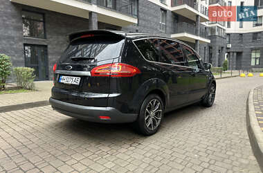 Минивэн Ford S-Max 2013 в 