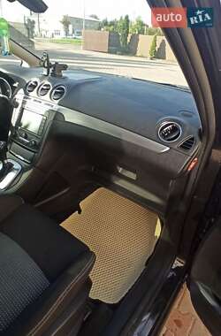 Мінівен Ford S-Max 2013 в 