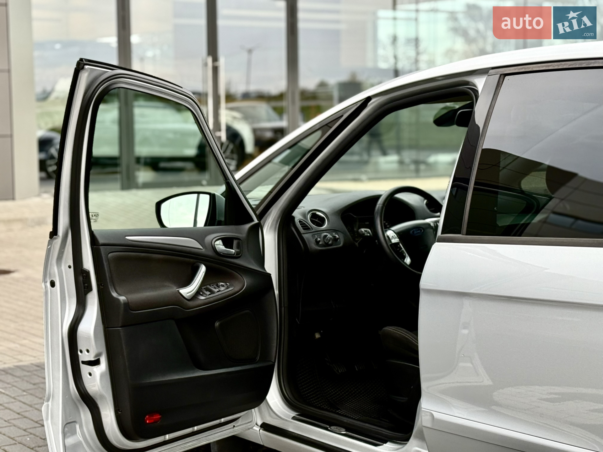 2014 Ford S-MAX - мініатюра 23