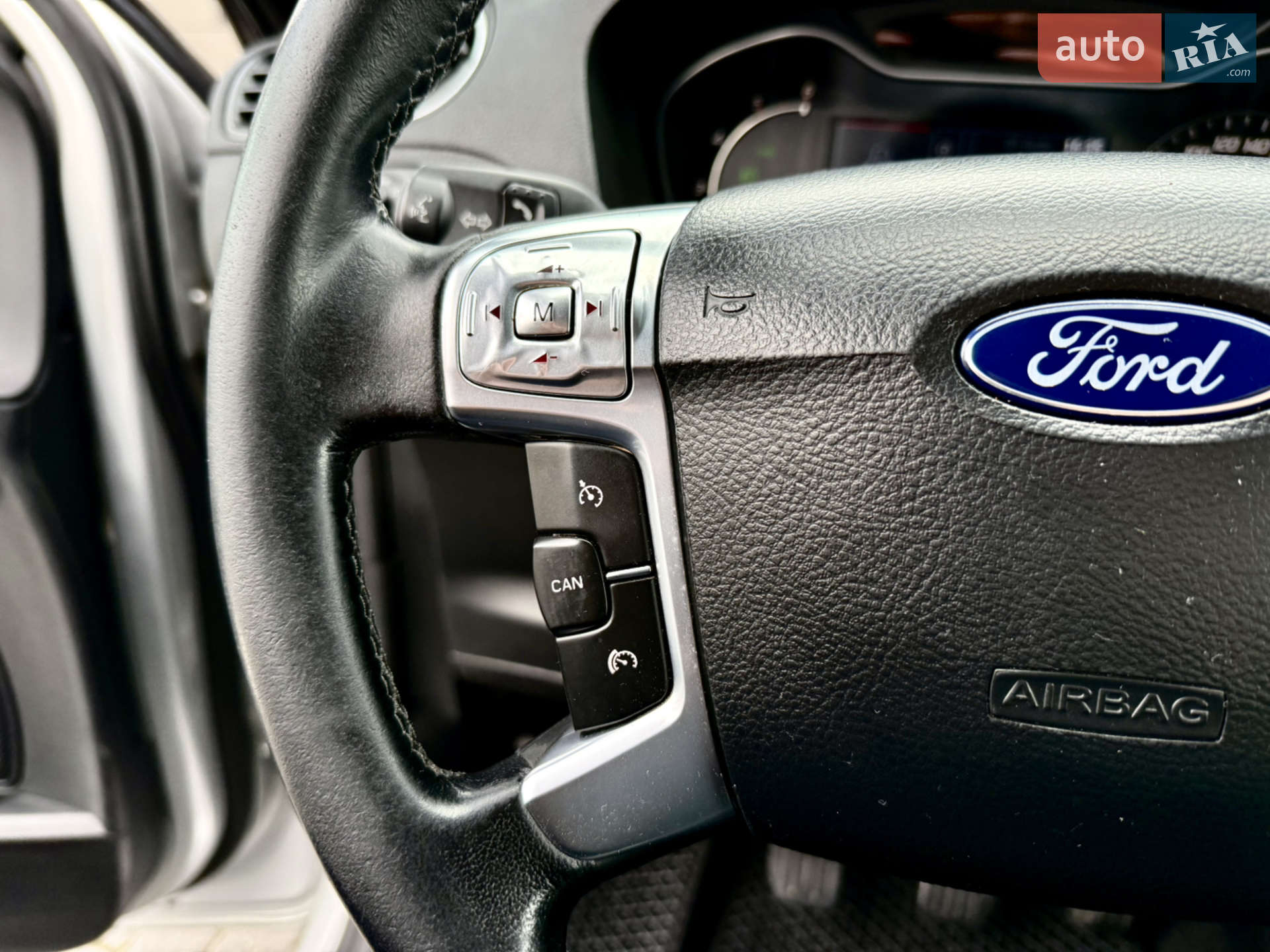 2014 Ford S-MAX - мініатюра 30