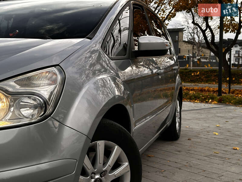 Минивэн Ford S-Max 2007 в Николаеве