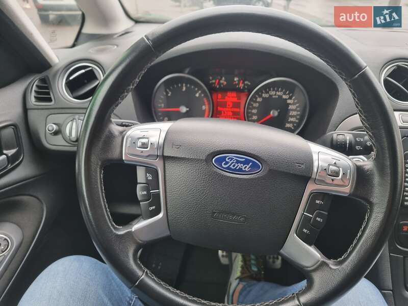 Минивэн Ford S-Max 2012 в Ровно фото 42 Минивэн Ford S-Max 2012 в Ровно