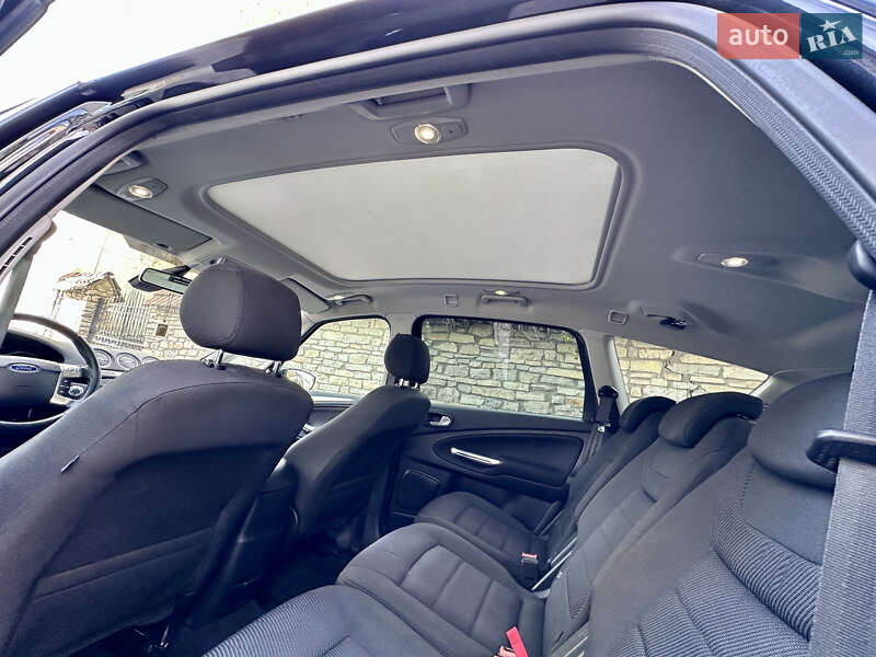 Минивэн Ford S-Max 2014 в Каменец-Подольском