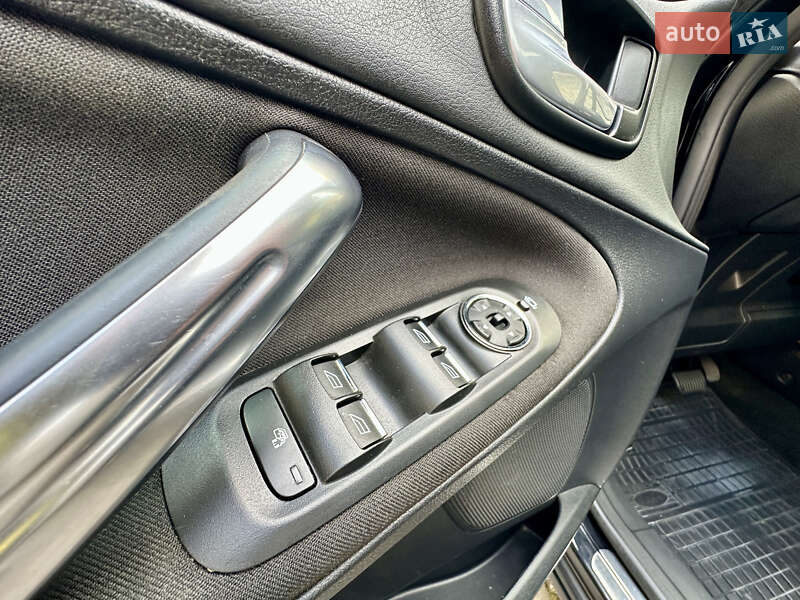 Минивэн Ford S-Max 2014 в Каменец-Подольском