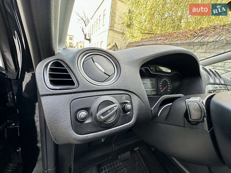 Минивэн Ford S-Max 2014 в Каменец-Подольском