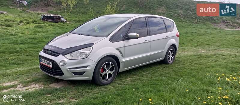 Мінівен Ford S-Max 2011 в Балті