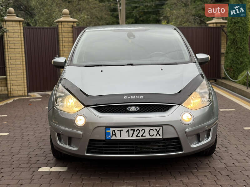 Мінівен Ford S-Max 2007 в Косові