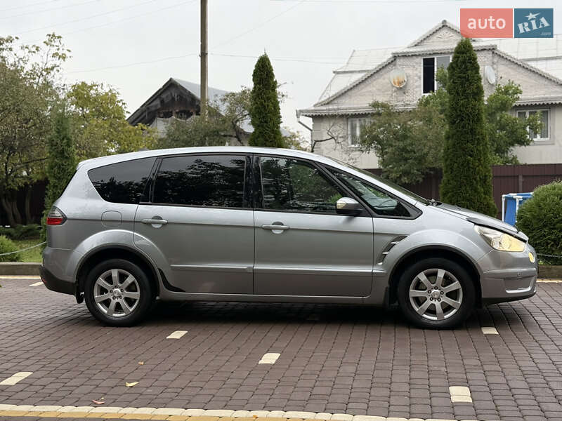 Мінівен Ford S-Max 2007 в Косові