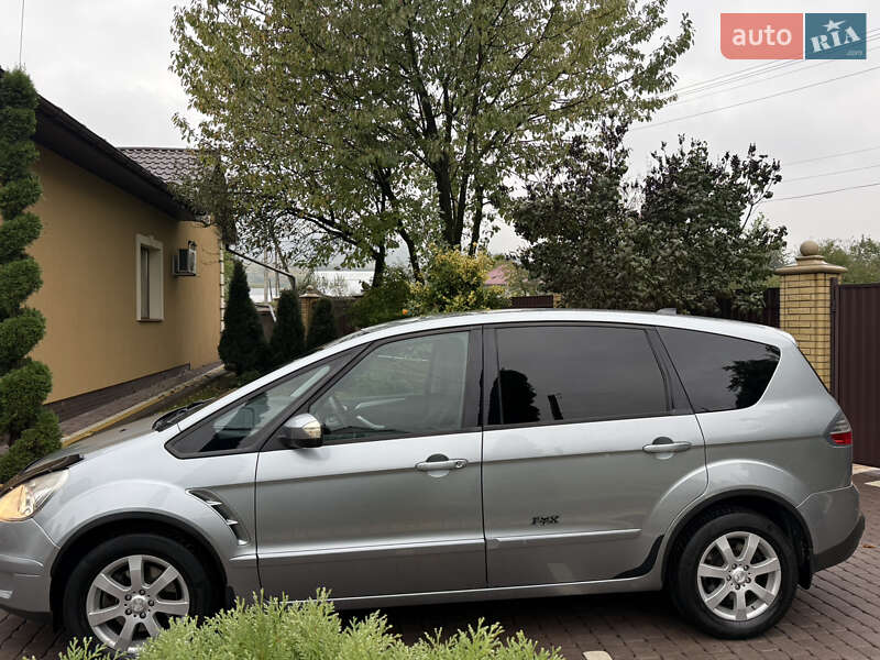 Мінівен Ford S-Max 2007 в Косові