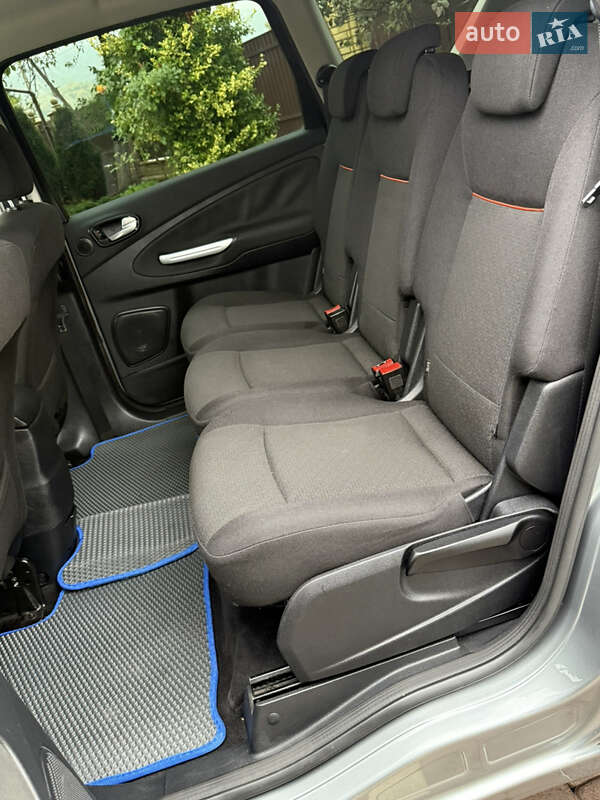 Мінівен Ford S-Max 2007 в Косові