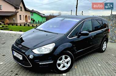Минивэн Ford S-Max 2013 в Долине