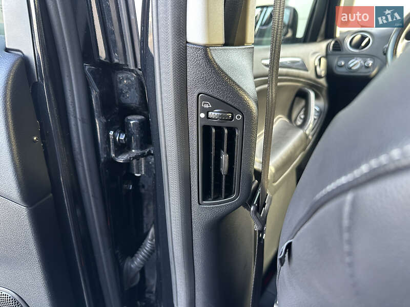 Минивэн Ford S-Max 2013 в Броварах фото 86 Минивэн Ford S-Max 2013 в Броварах