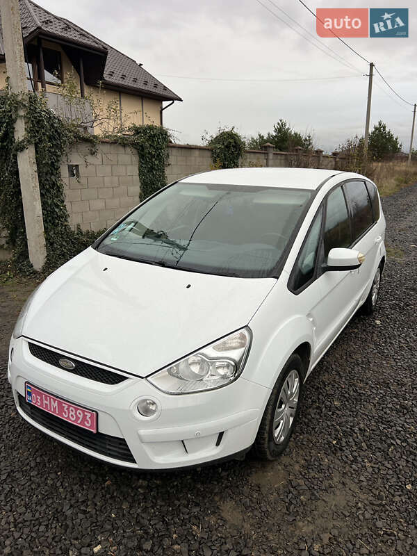 Минивэн Ford S-Max 2009 в Луцке