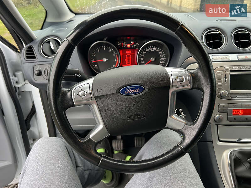 Минивэн Ford S-Max 2009 в Луцке