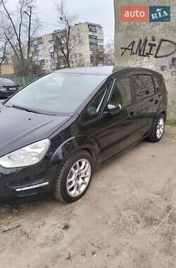Минивэн Ford S-Max 2012 в Киеве