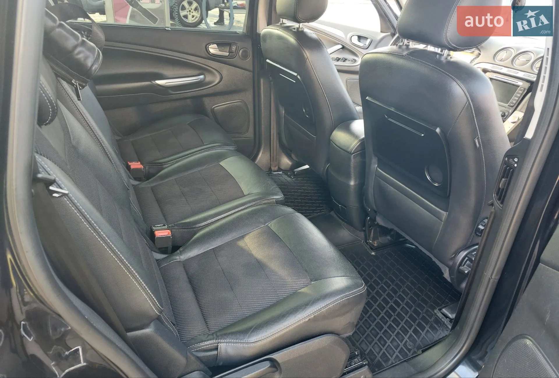 2012 Ford S-MAX - мініатюра 18