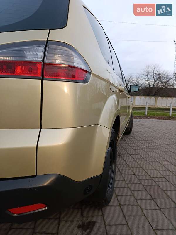 Минивэн Ford S-Max 2006 в Владимире