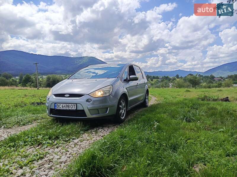 Минивэн Ford S-Max 2006 в Долине
