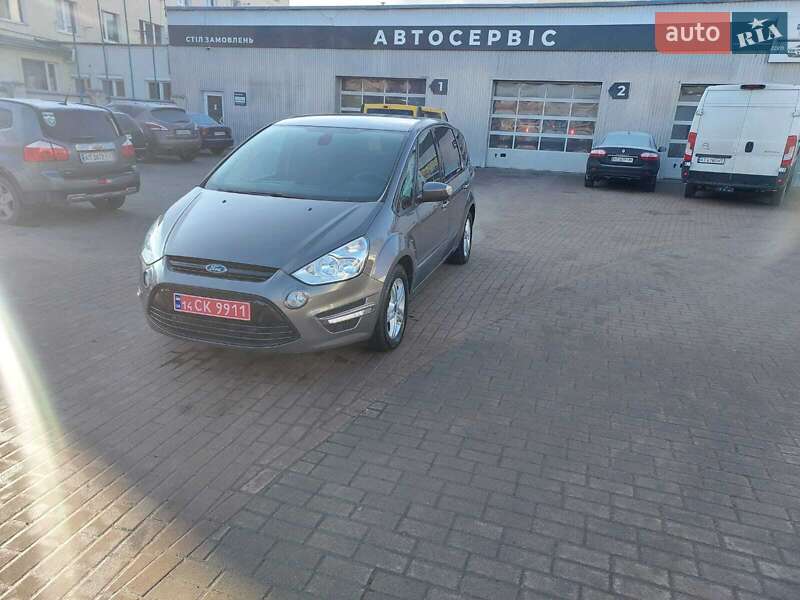 Минивэн Ford S-Max 2012 в Ивано-Франковске