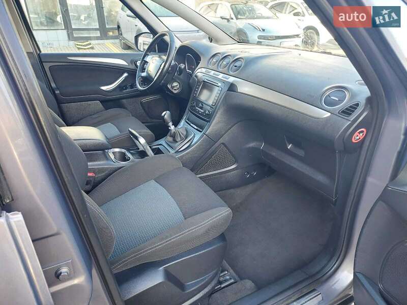 Минивэн Ford S-Max 2012 в Ивано-Франковске