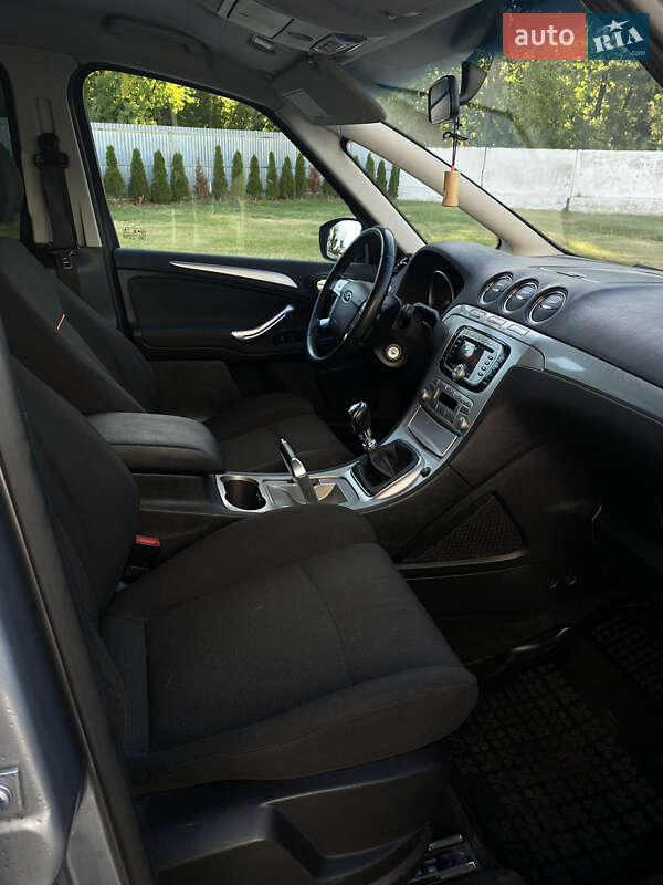 Минивэн Ford S-Max 2008 в Луцке