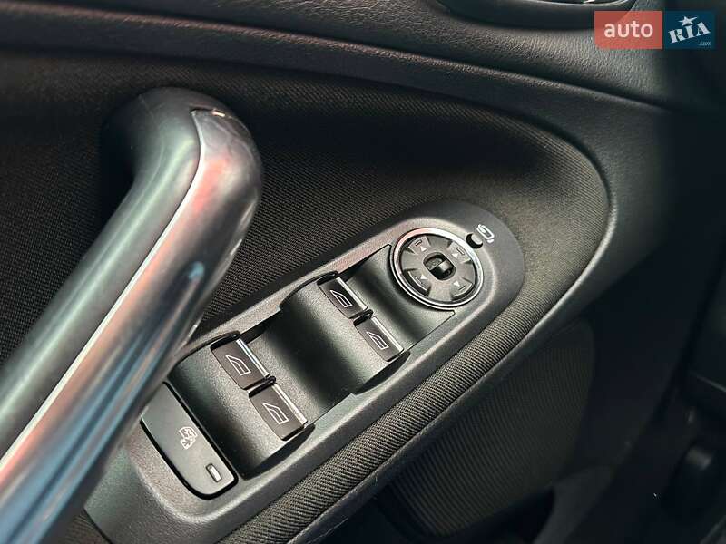 Минивэн Ford S-Max 2013 в Киеве