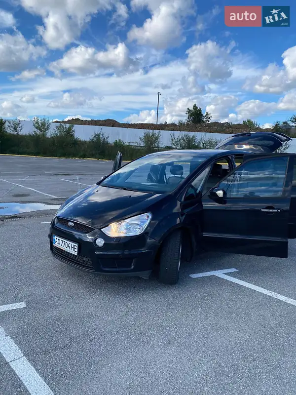 Ford S-Max